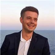 Neo laureato in giurisprudenza offre le sue conoscenze per ripetizioni in materie giuridiche